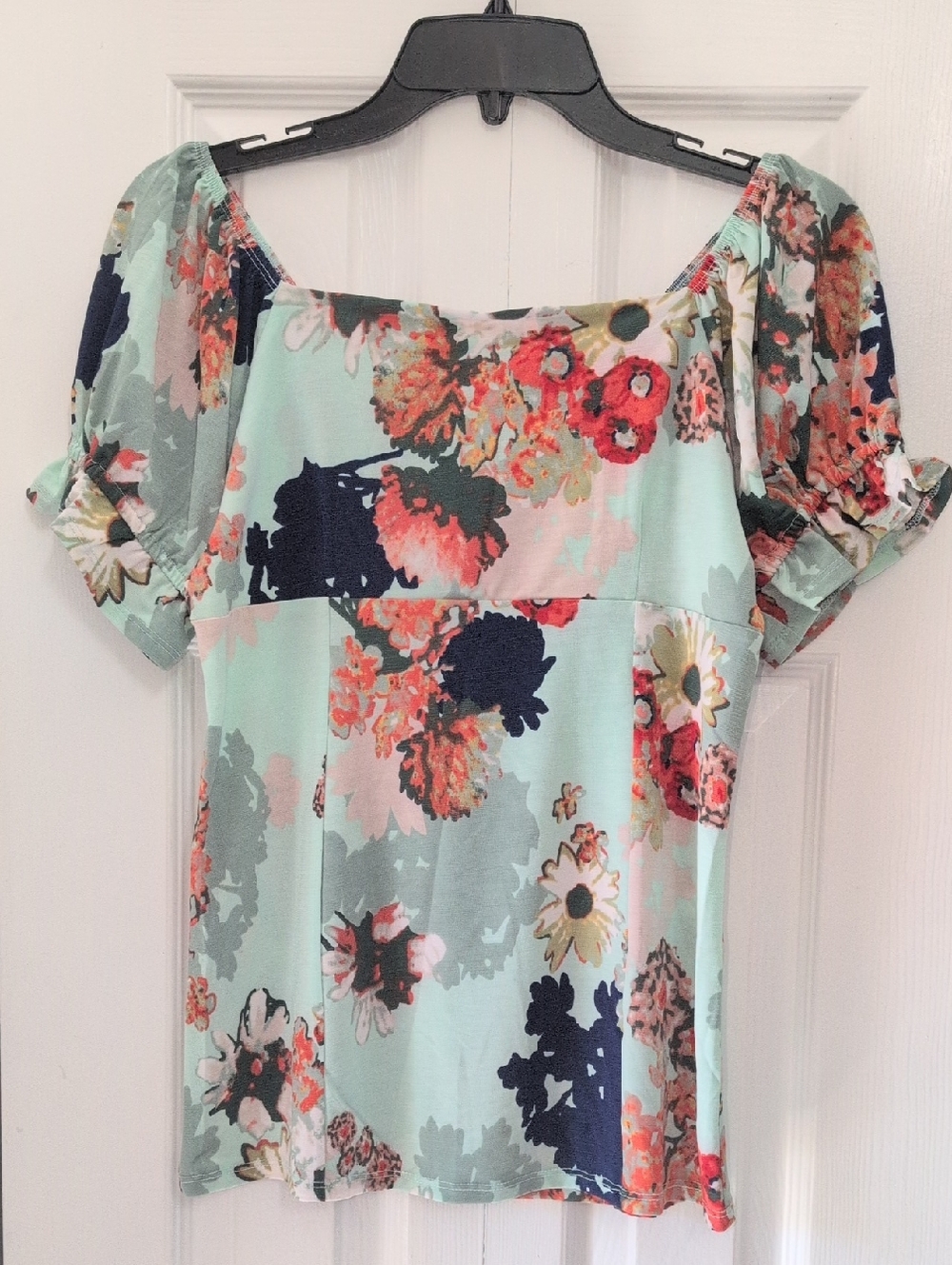 NWOT Sew In Love Floral Top